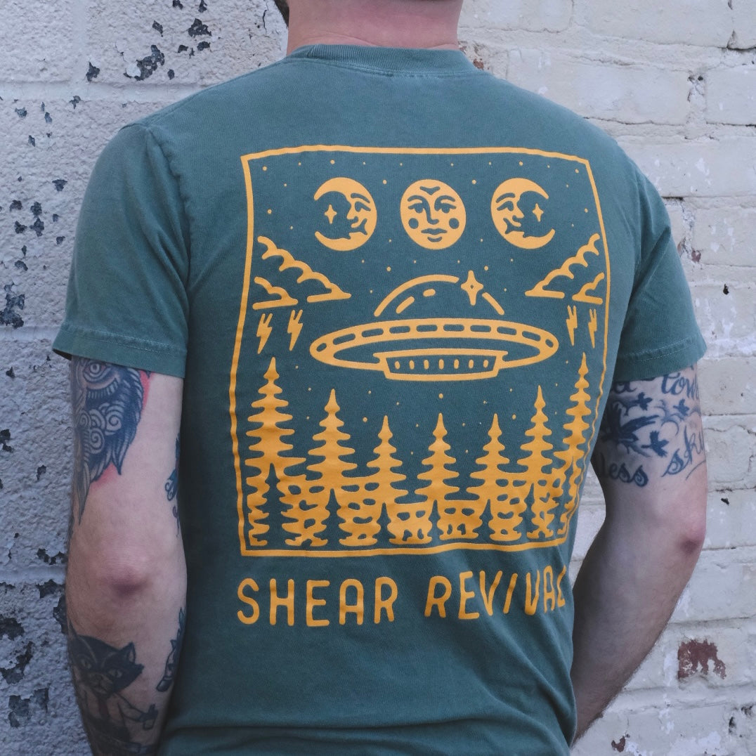 Aliens Exist T-Shirt – SHEAR REVIVAL